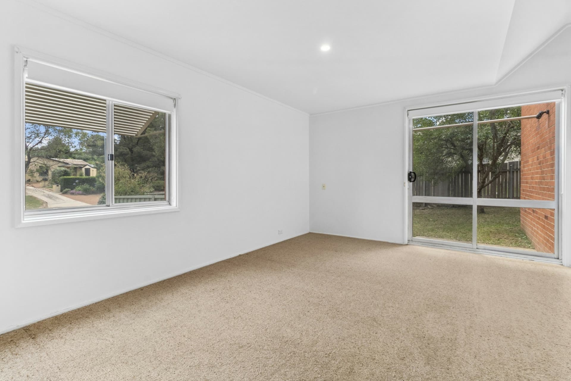 269 Wheeler Crescent, Wanniassa, Wanniassa - Thumbnail 5