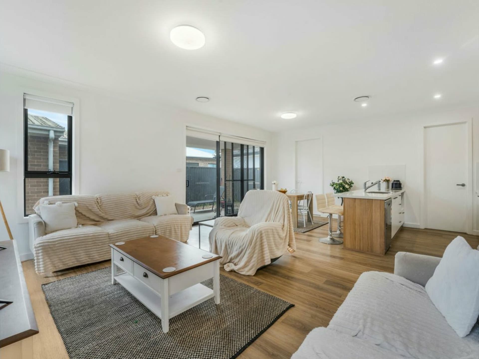 21 Butler Drive, Wilton, Wilton - Thumbnail 3