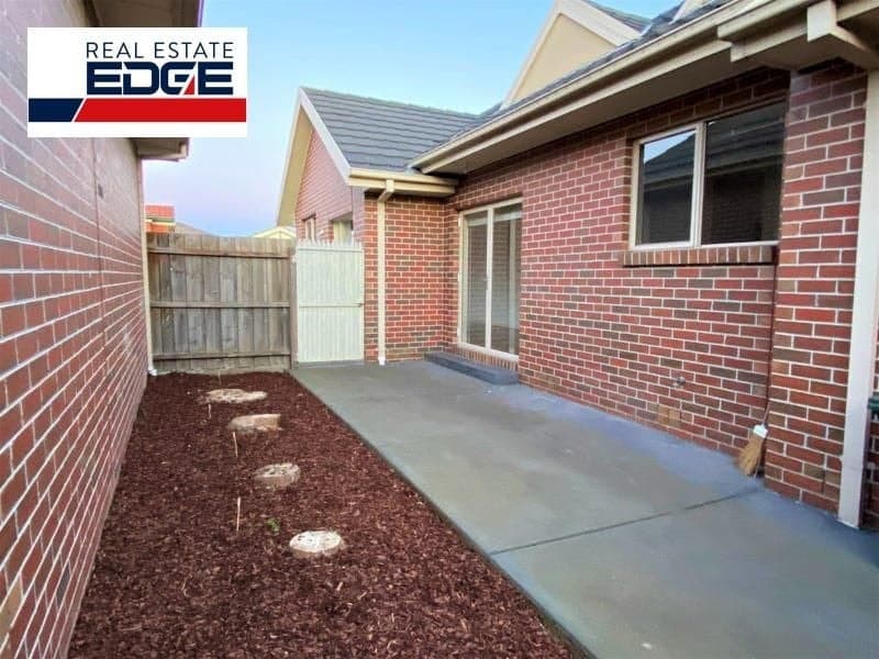 3/21 Ross Street, Niddrie - Image 1