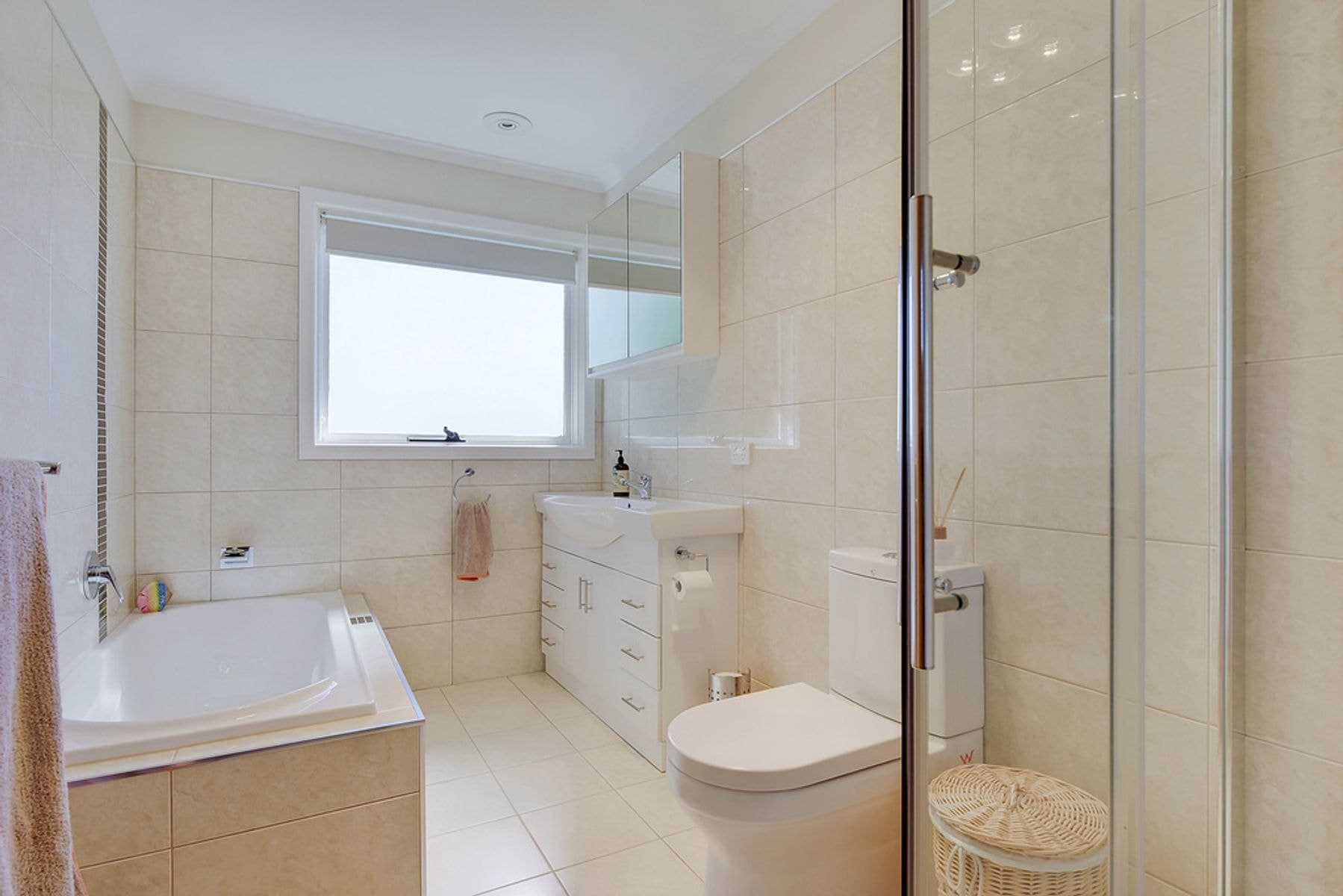 56 Suncoast Drive, Blackmans Bay TAS 7052, Blackmans Bay - Thumbnail 4