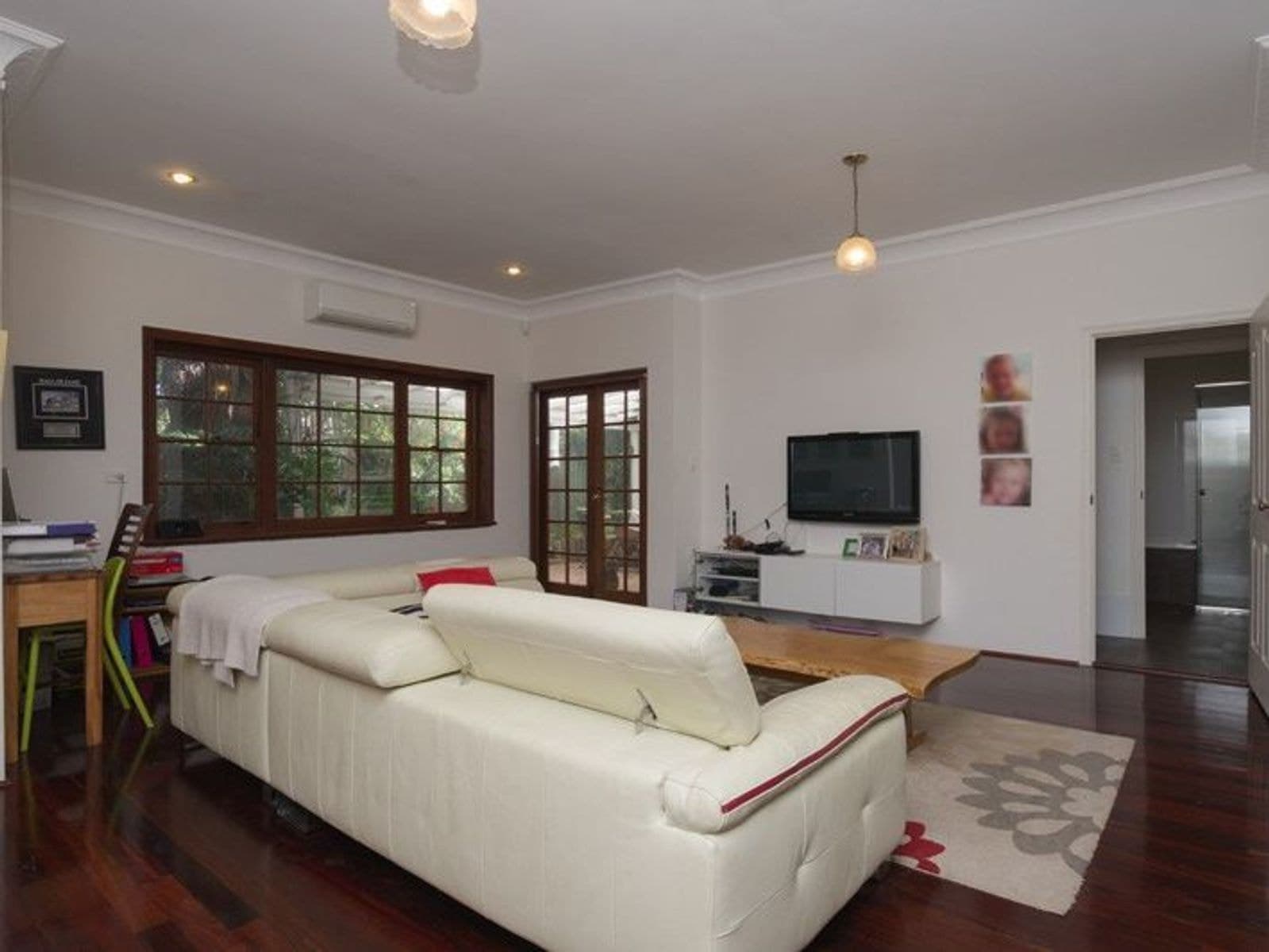 211 Herbert Street, Doubleview WA 6018, Doubleview - Thumbnail 3