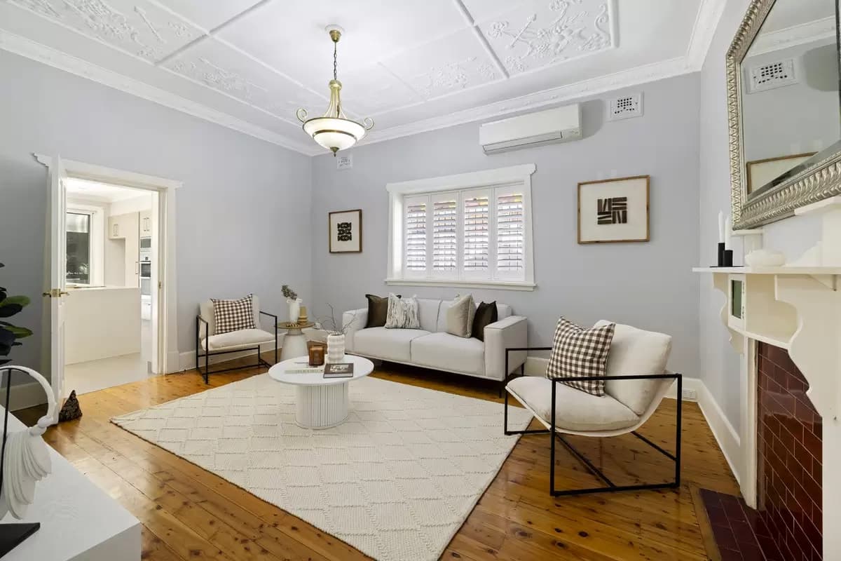 16 Cressy Street, Canterbury - Thumbnail 2