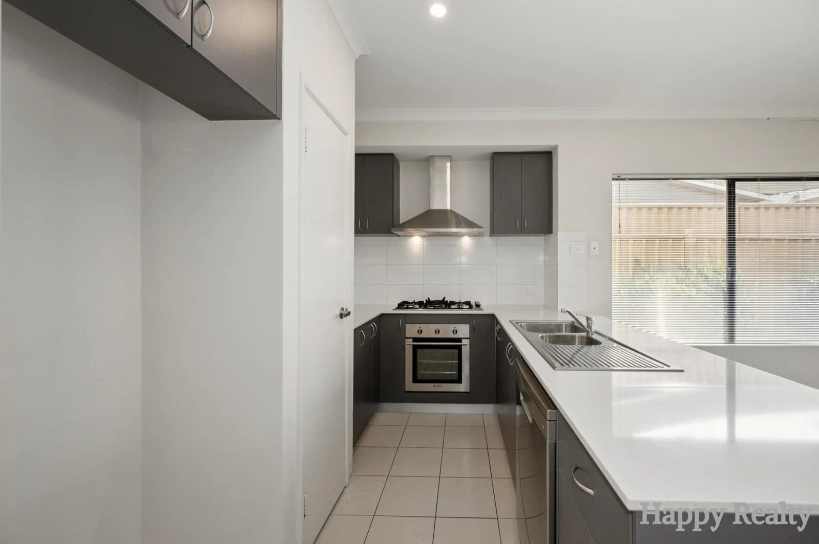 14 Blue Rd, Canning Vale WA 6155, Canning Vale - Thumbnail 4
