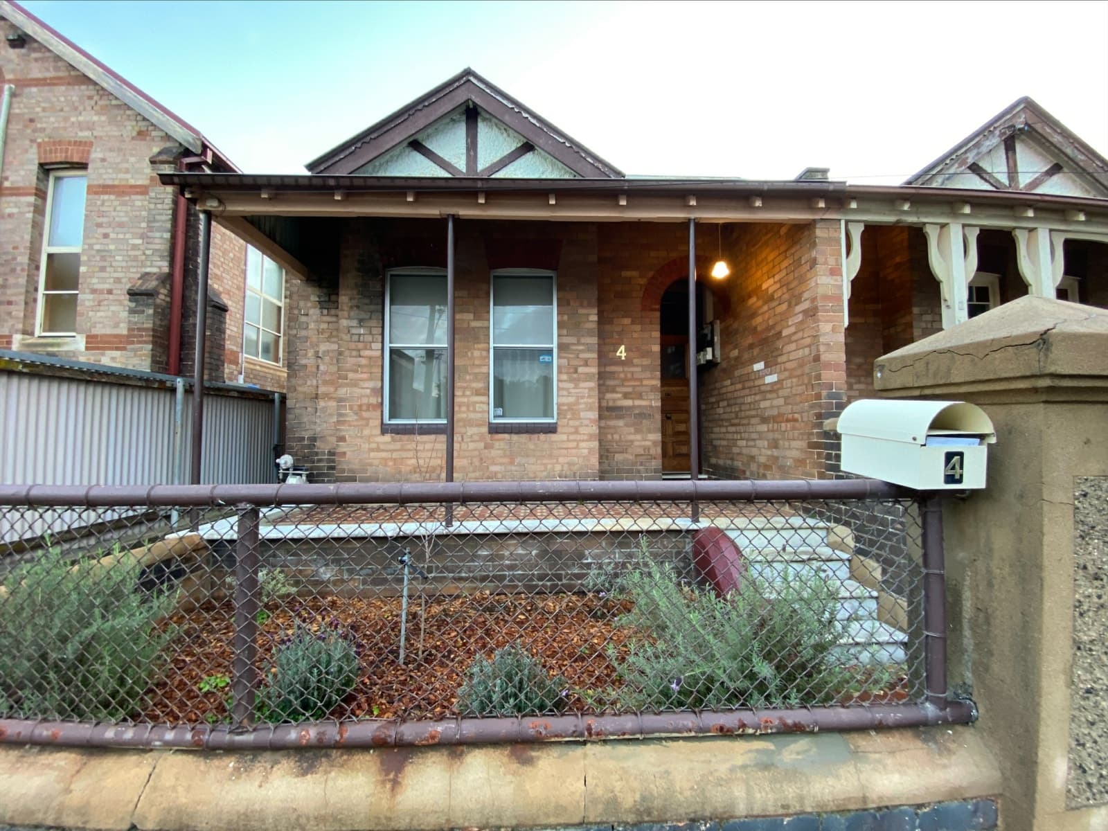 4 Roy Street, LITHGOW, Lithgow - Image 1