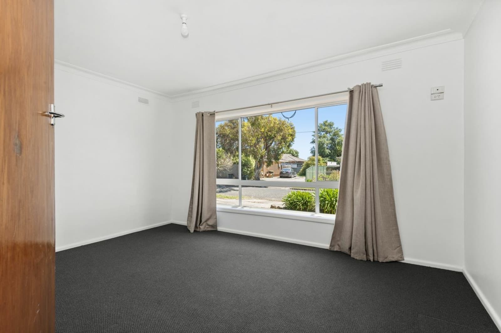 17 Elinand Street, WENDOUREE, Wendouree - Thumbnail 7