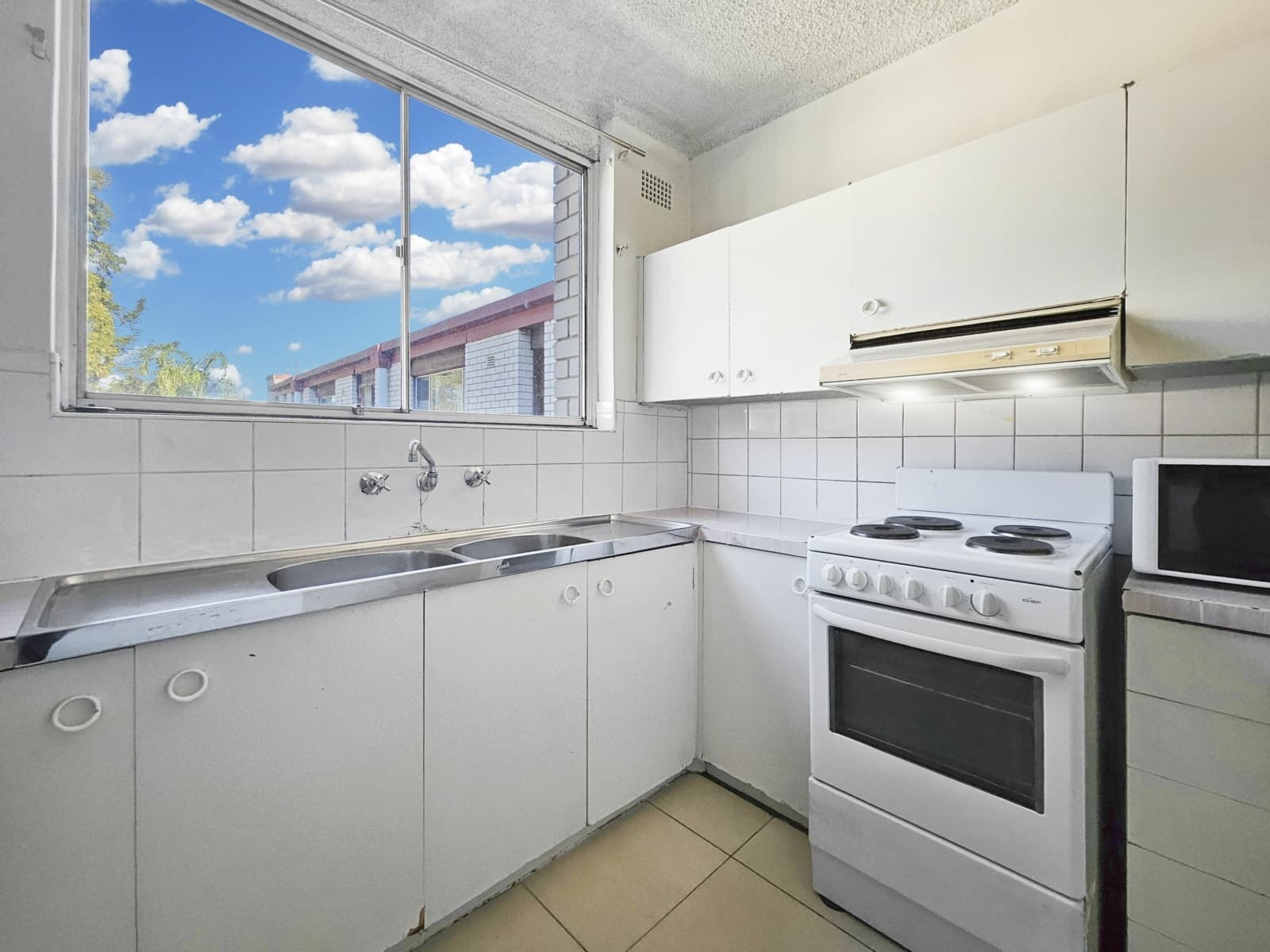 20/166 Greenacre Road, BANKSTOWN, Bankstown - Thumbnail 2