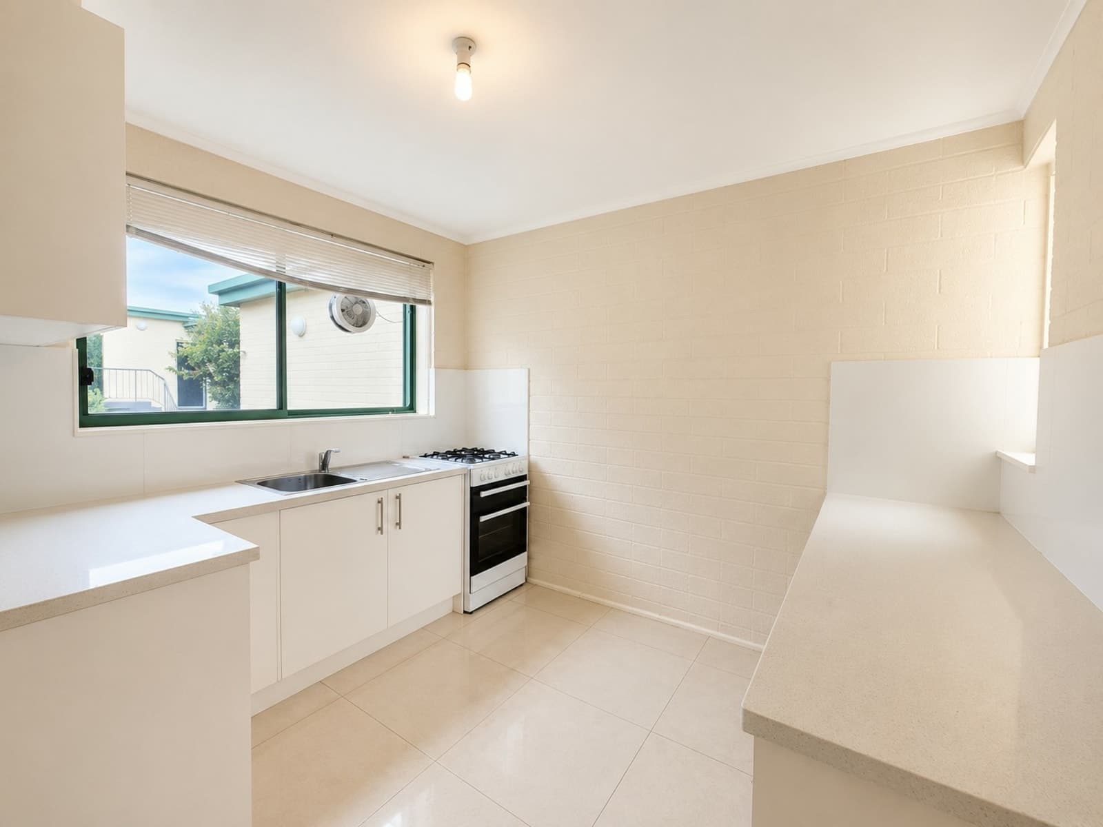 7/4-6 Bettina Street, CLAYTON, Clayton - Thumbnail 2