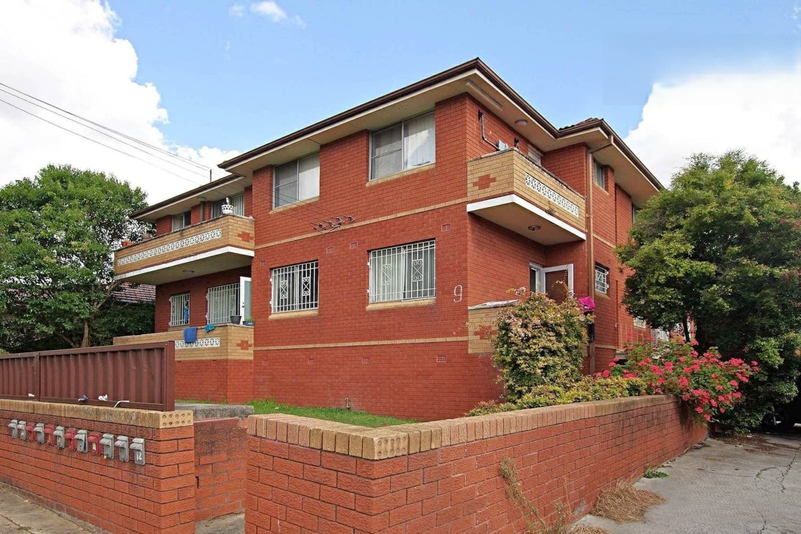 8/9 Matthews Street, PUNCHBOWL, Punchbowl - Image 1