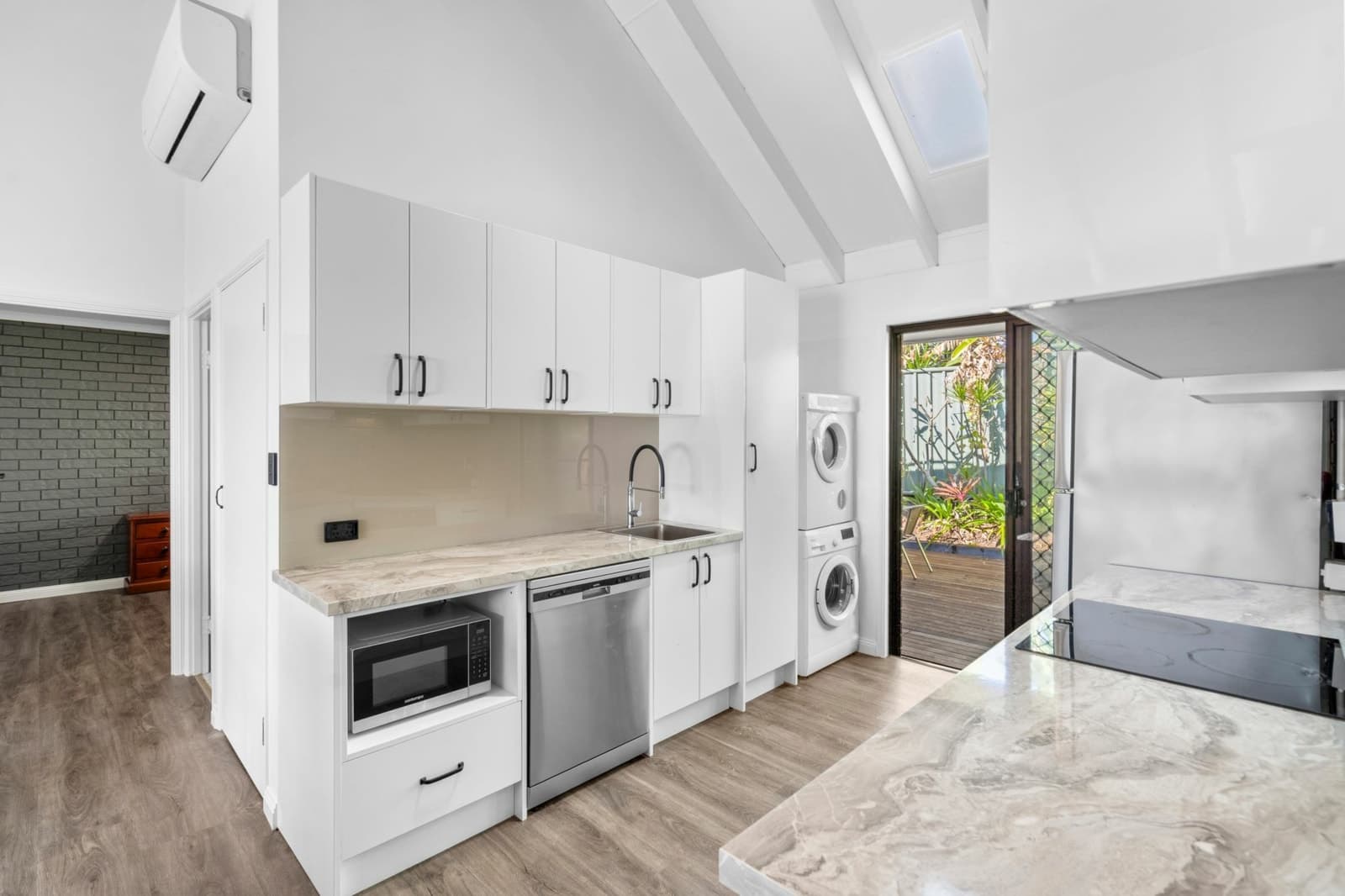 14/129 North Road, WOODRIDGE, Woodridge - Thumbnail 3