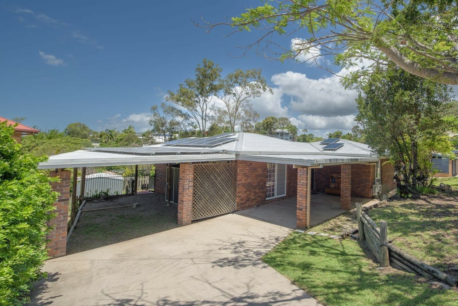 67 Gretel Drive, CLINTON, Clinton - Thumbnail 2