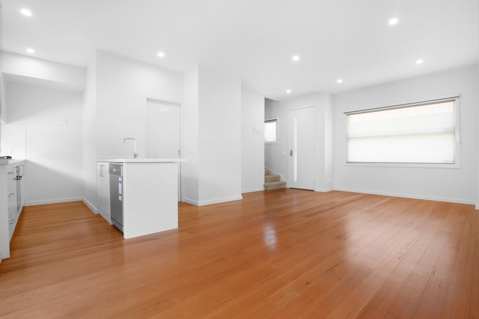 3/16 Clunes Street, KINGSBURY, Kingsbury - Thumbnail 2