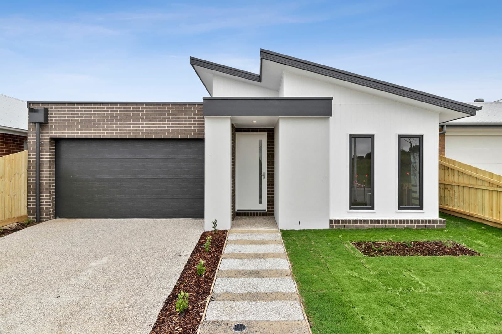 63 Grassland Grove, LEOPOLD, Leopold - Image 1