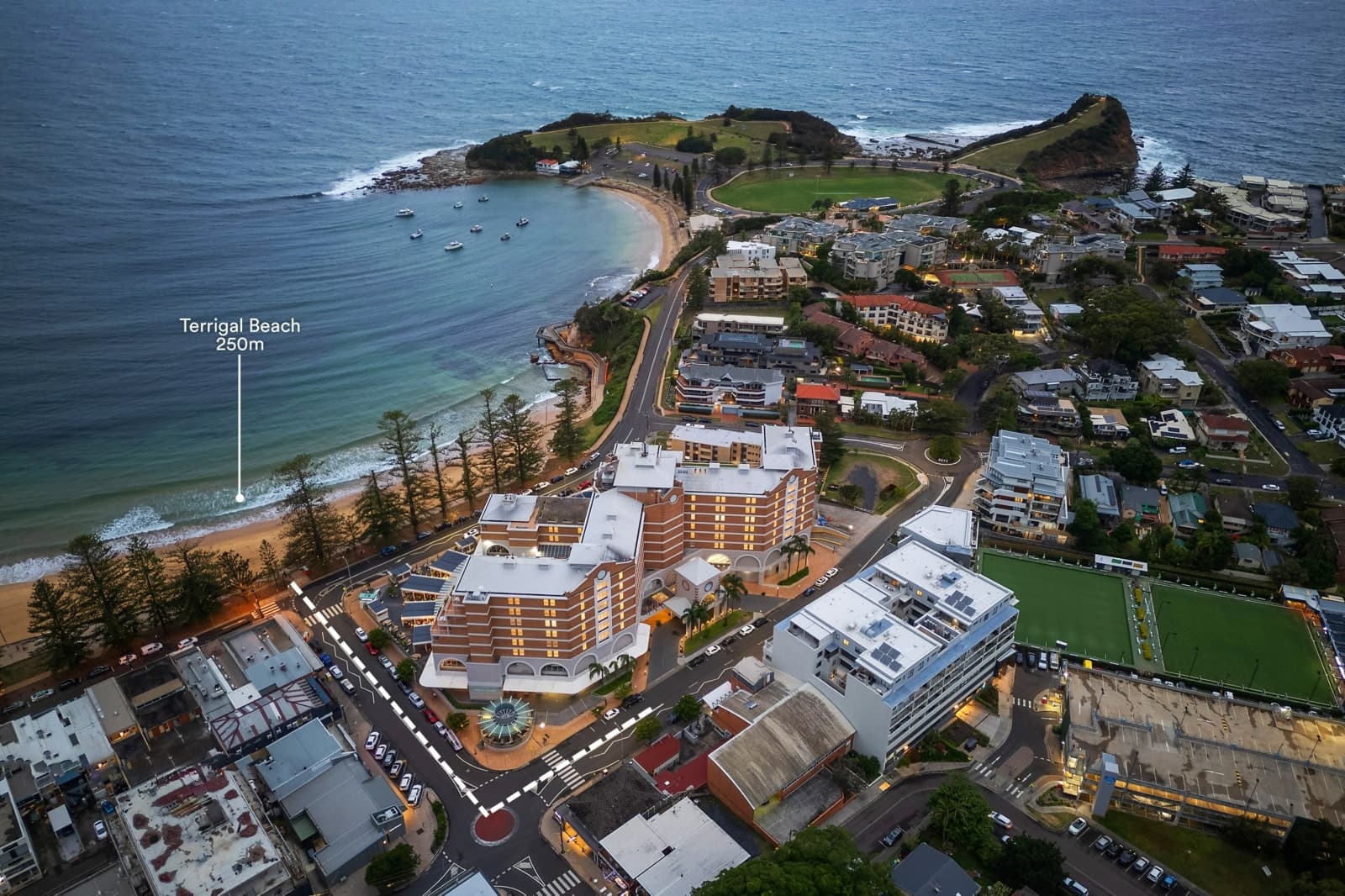 206/6 Pine Tree Lane, TERRIGAL, Terrigal - Image 1
