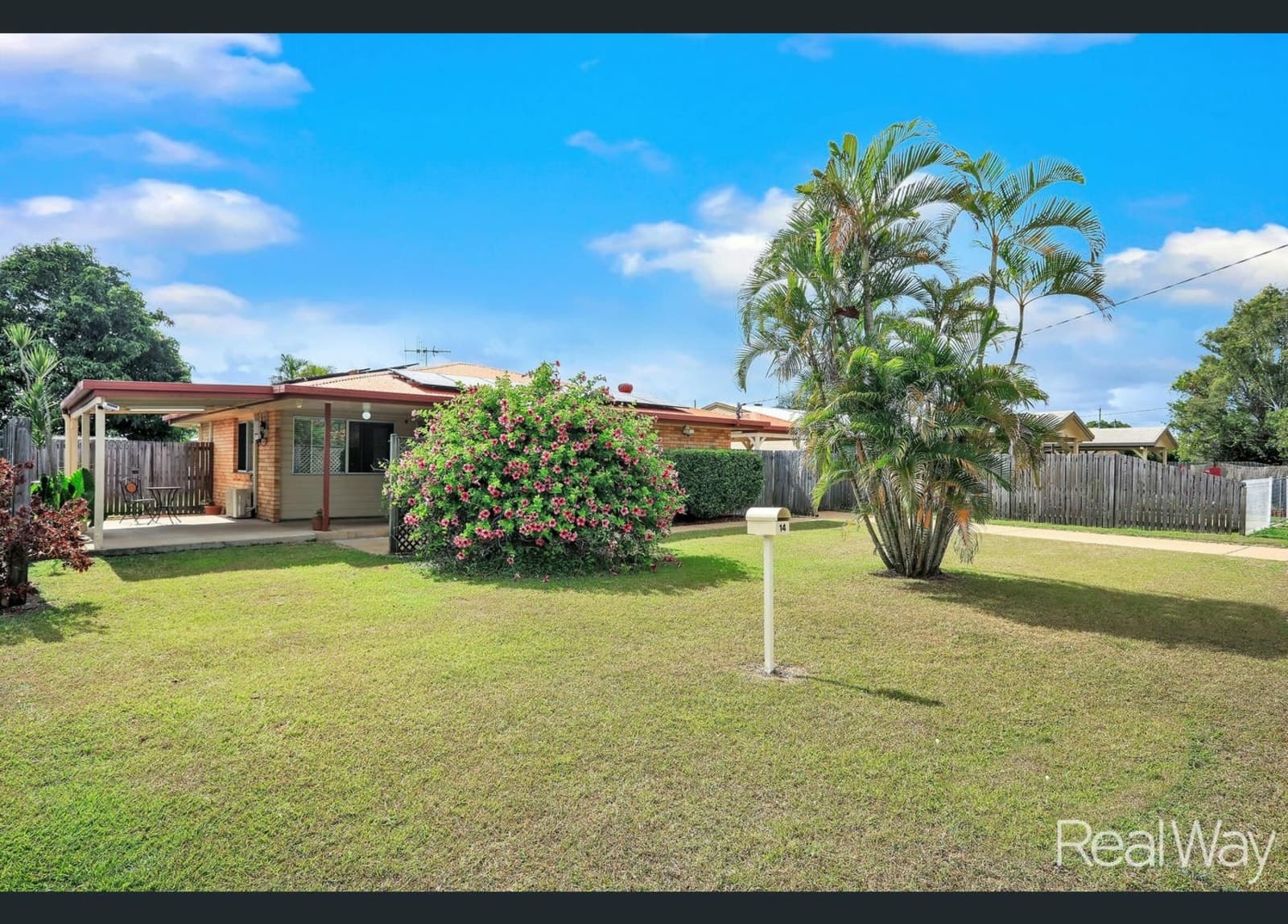 14 Schoch Street, AVENELL HEIGHTS, Avenell Heights - Thumbnail 6