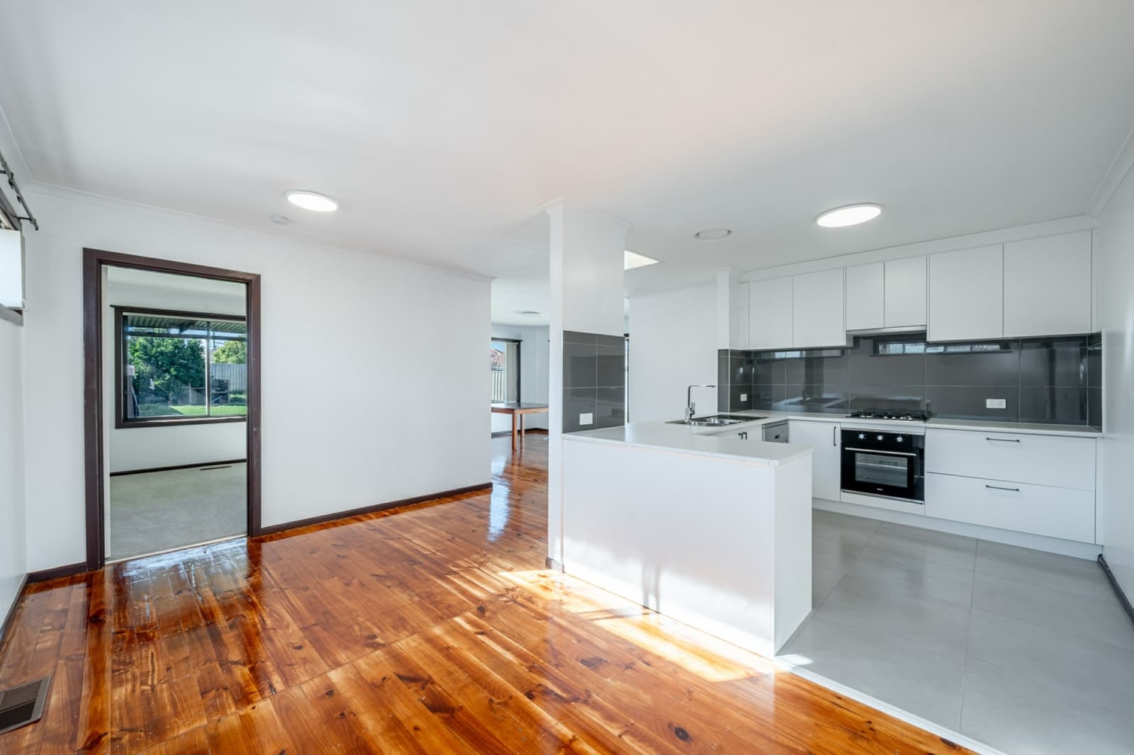 46 Sutherland Street, HADFIELD, Hadfield - Image 1