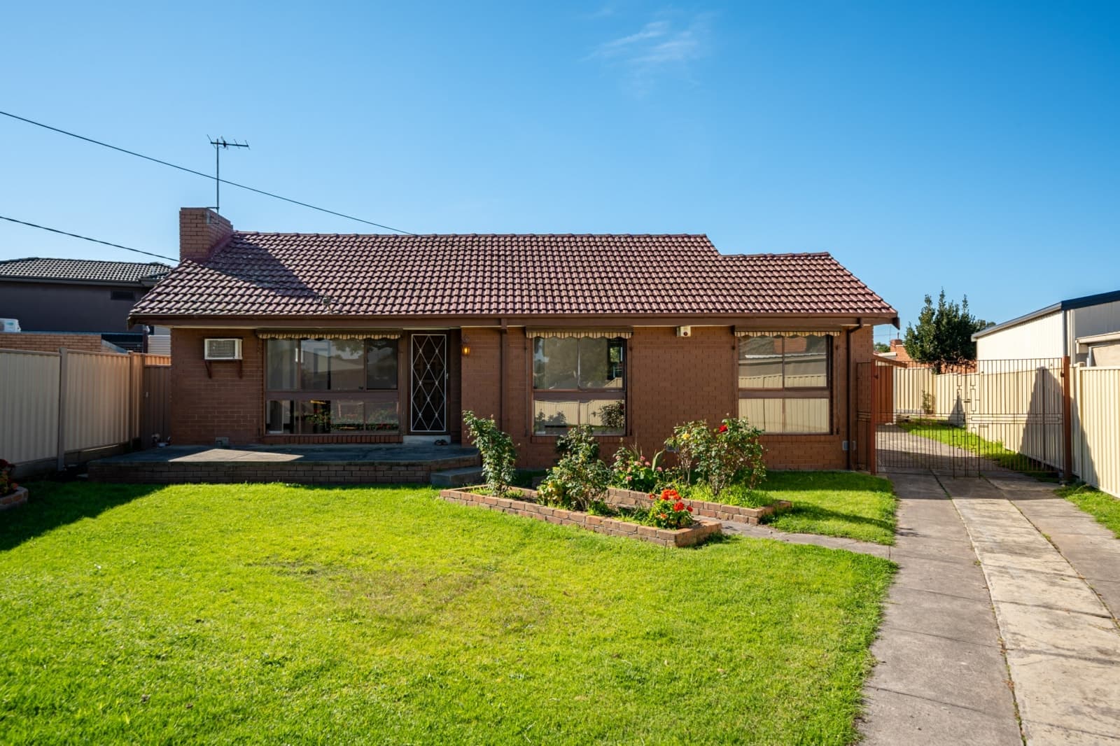 46 Sutherland Street, HADFIELD, Hadfield - Thumbnail 8