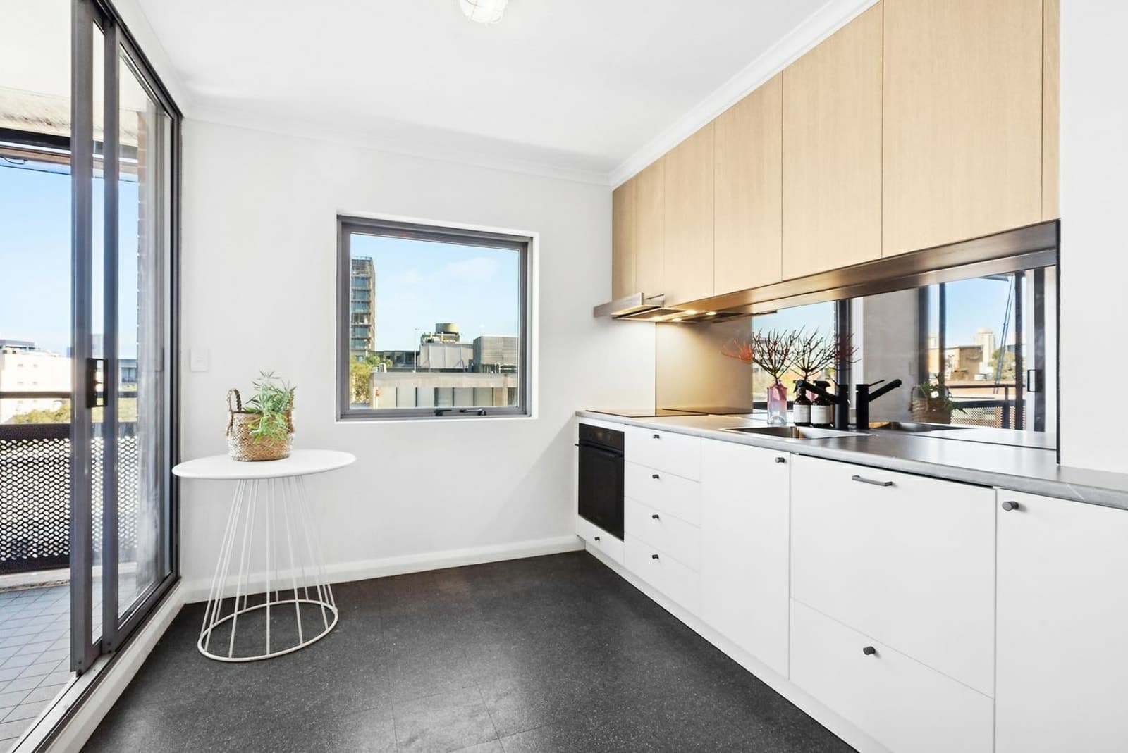 34/543-551 Elizabeth Street, SURRY HILLS, Surry Hills - Thumbnail 2