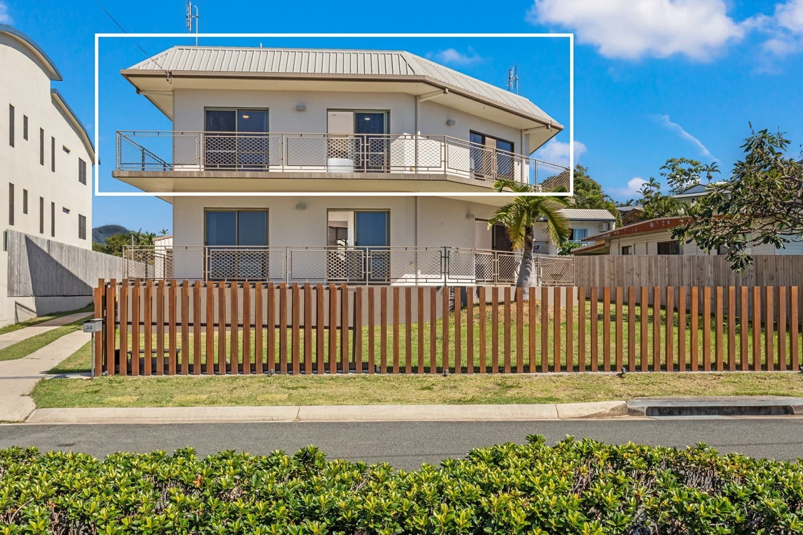 2/34 Coral Esplanade, CANNONVALE, Cannonvale - Image 1