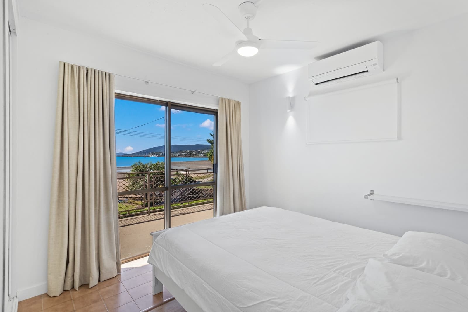 2/34 Coral Esplanade, CANNONVALE, Cannonvale - Thumbnail 8