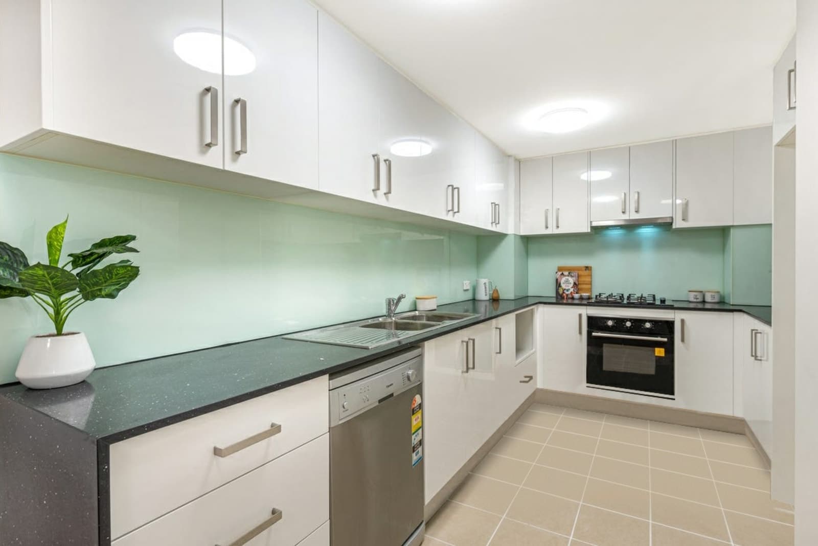 100/1 Clarence Street, STRATHFIELD, Strathfield - Thumbnail 2