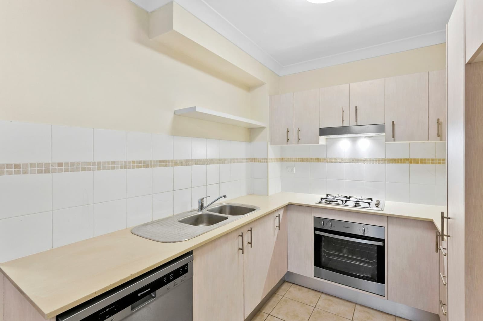 2/28 Brookvale Avenue, BROOKVALE, Brookvale - Thumbnail 3