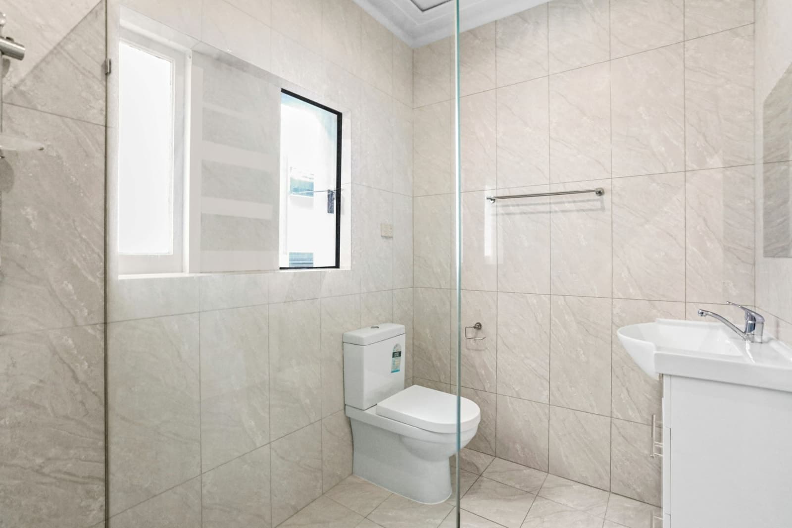 30 Paxton Avenue, BELMORE, Belmore - Thumbnail 4