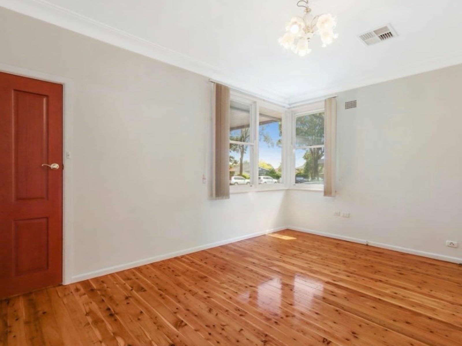 34 Balmoral Road, MORTDALE, Mortdale - Thumbnail 5