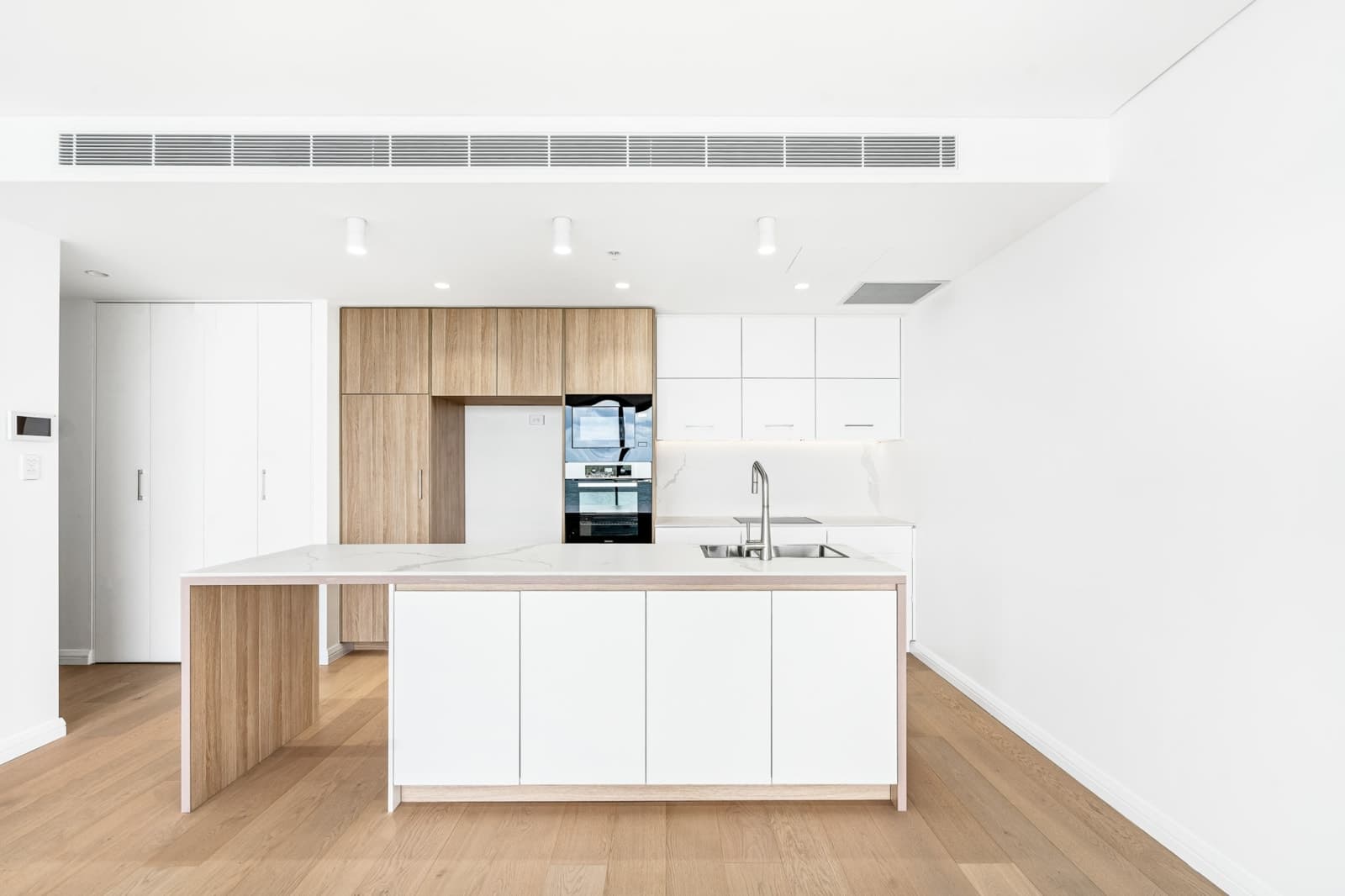 605/468 Princes Highway, BLAKEHURST, Blakehurst - Thumbnail 2