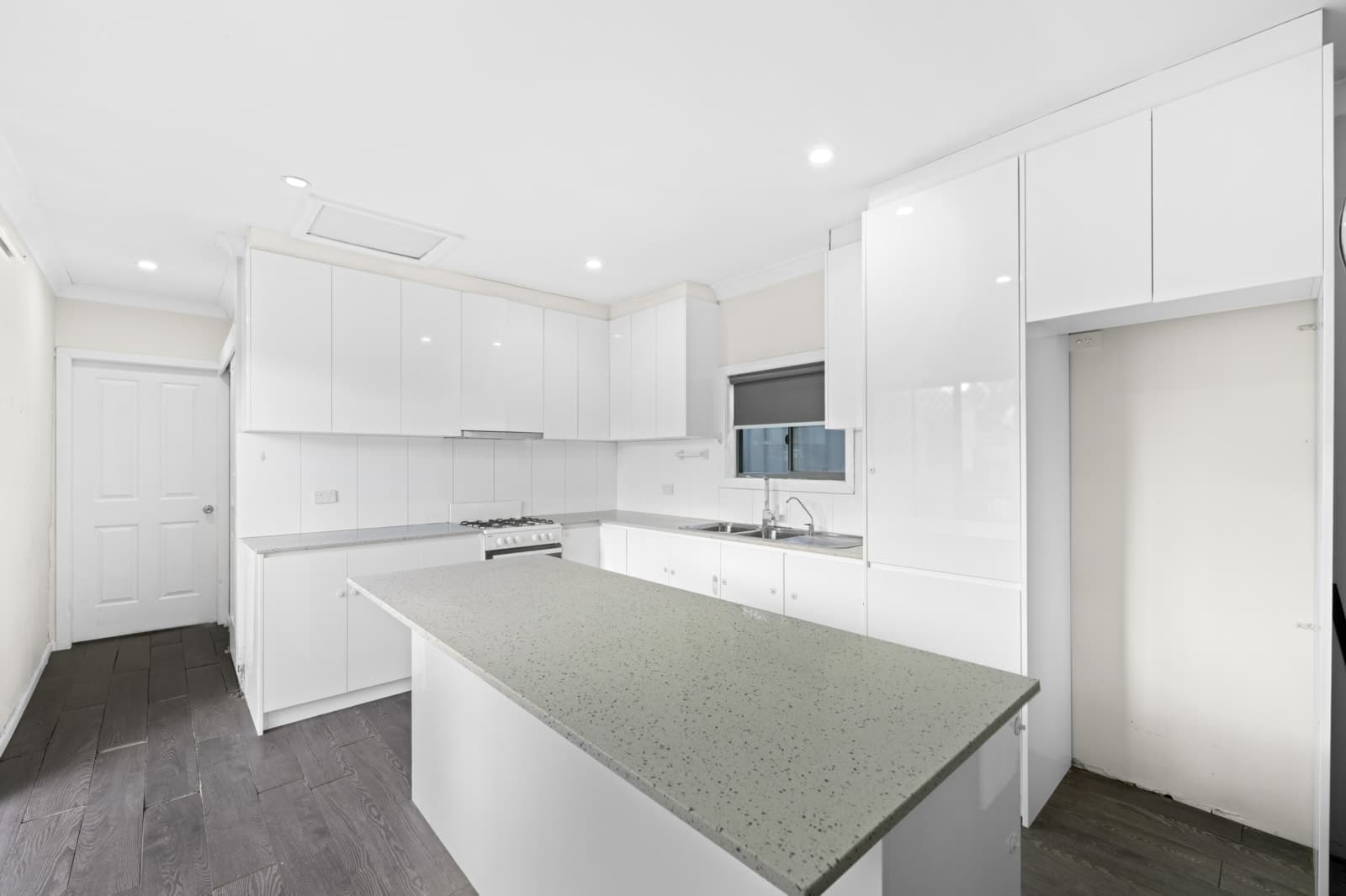 44 Wattle Avenue, VILLAWOOD, Villawood - Thumbnail 8