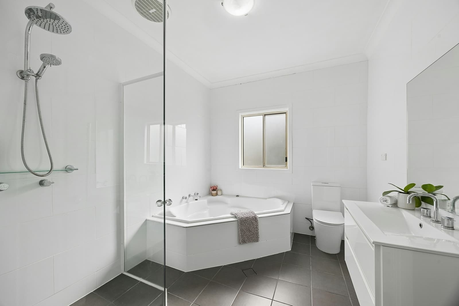 133 Bateau Bay Road, BATEAU BAY, Bateau Bay - Thumbnail 8