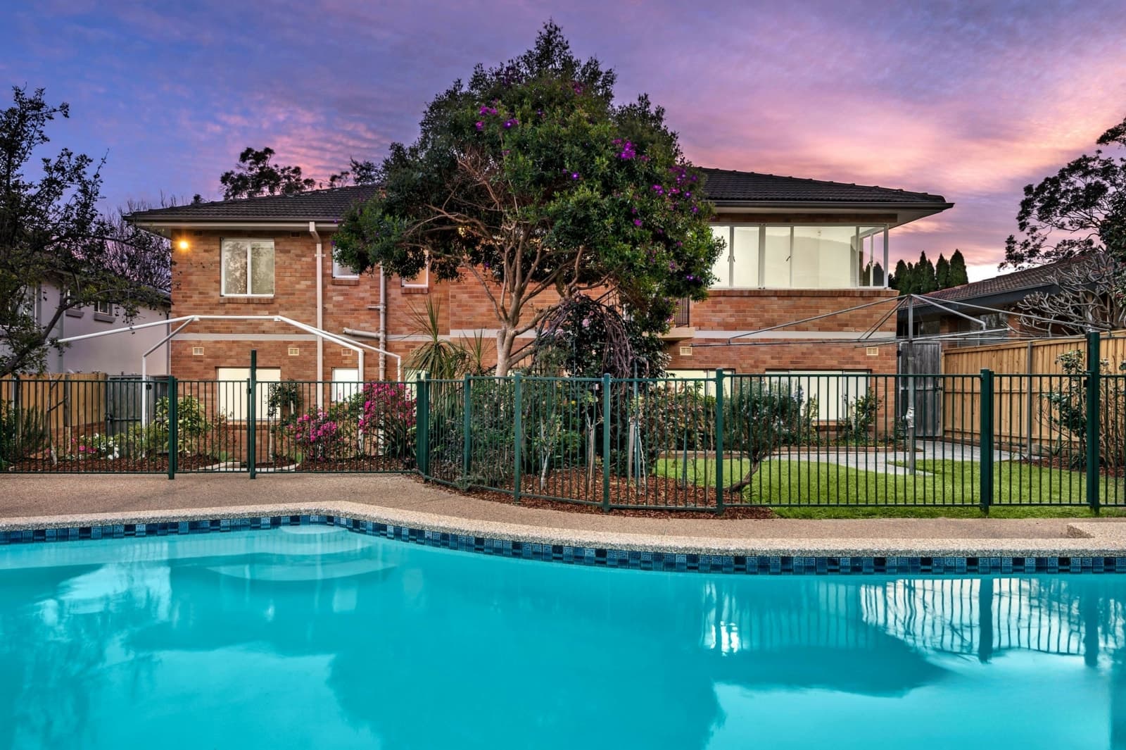 169 Starkey Street, KILLARNEY HEIGHTS, Killarney Heights - Thumbnail 3