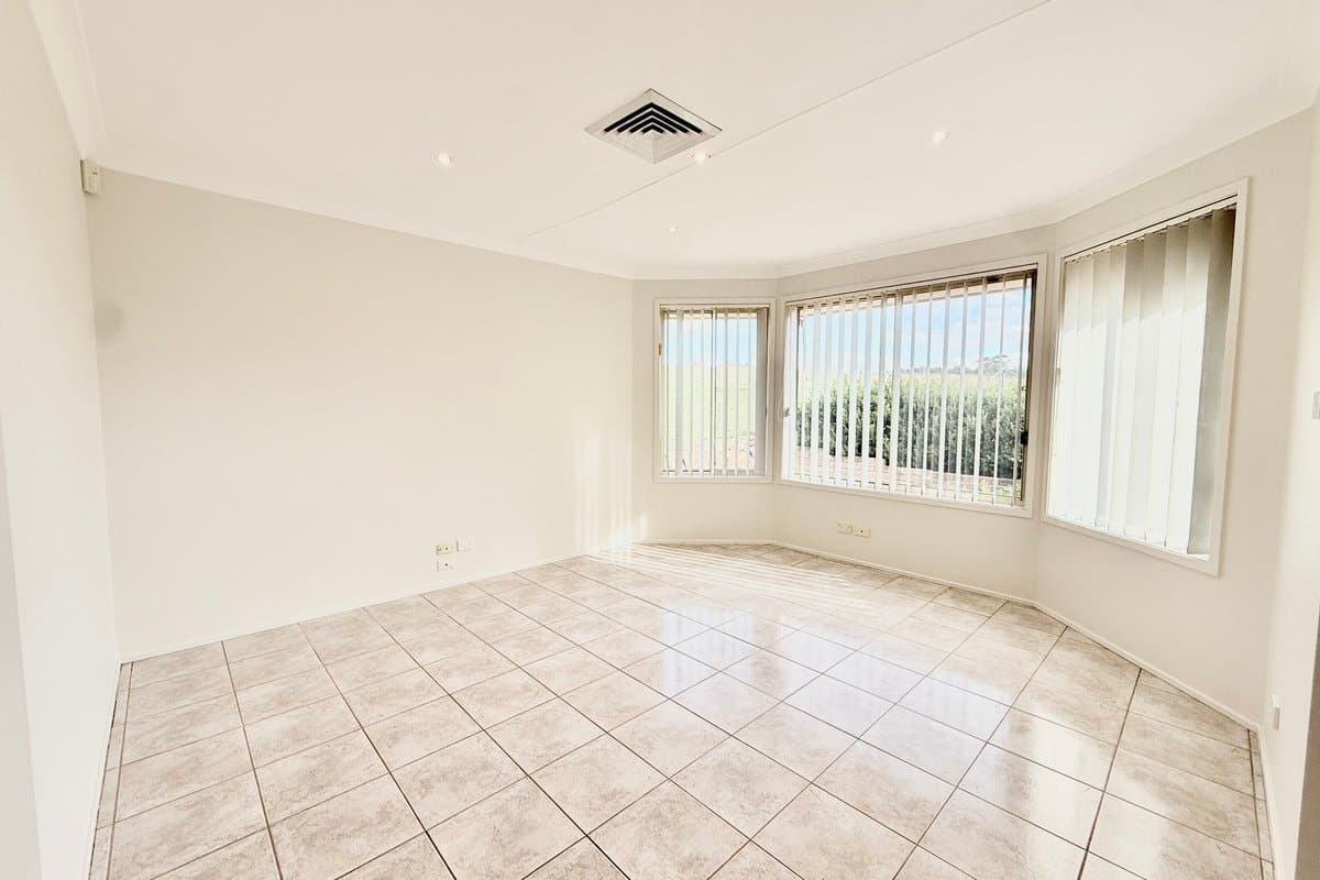 7 Severn Place, Kearns - Thumbnail 5