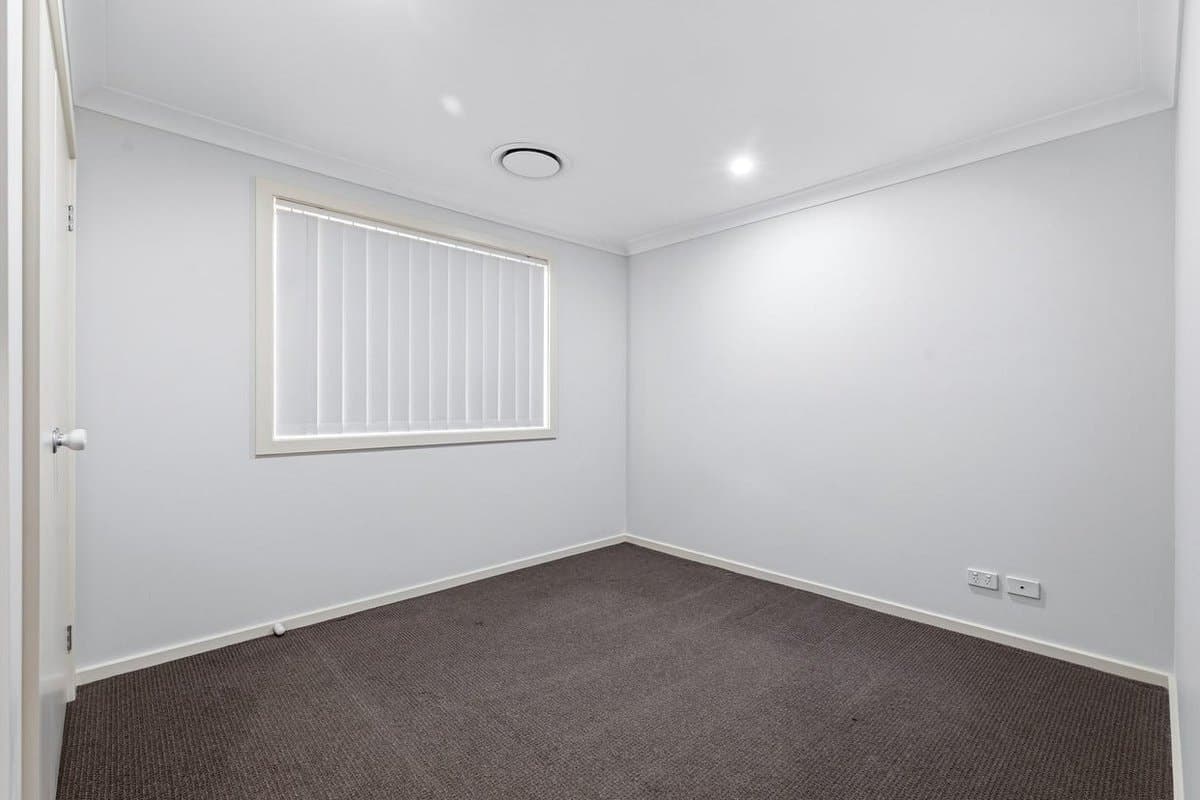 51 Belmont Avenue, Spring Farm - Thumbnail 5