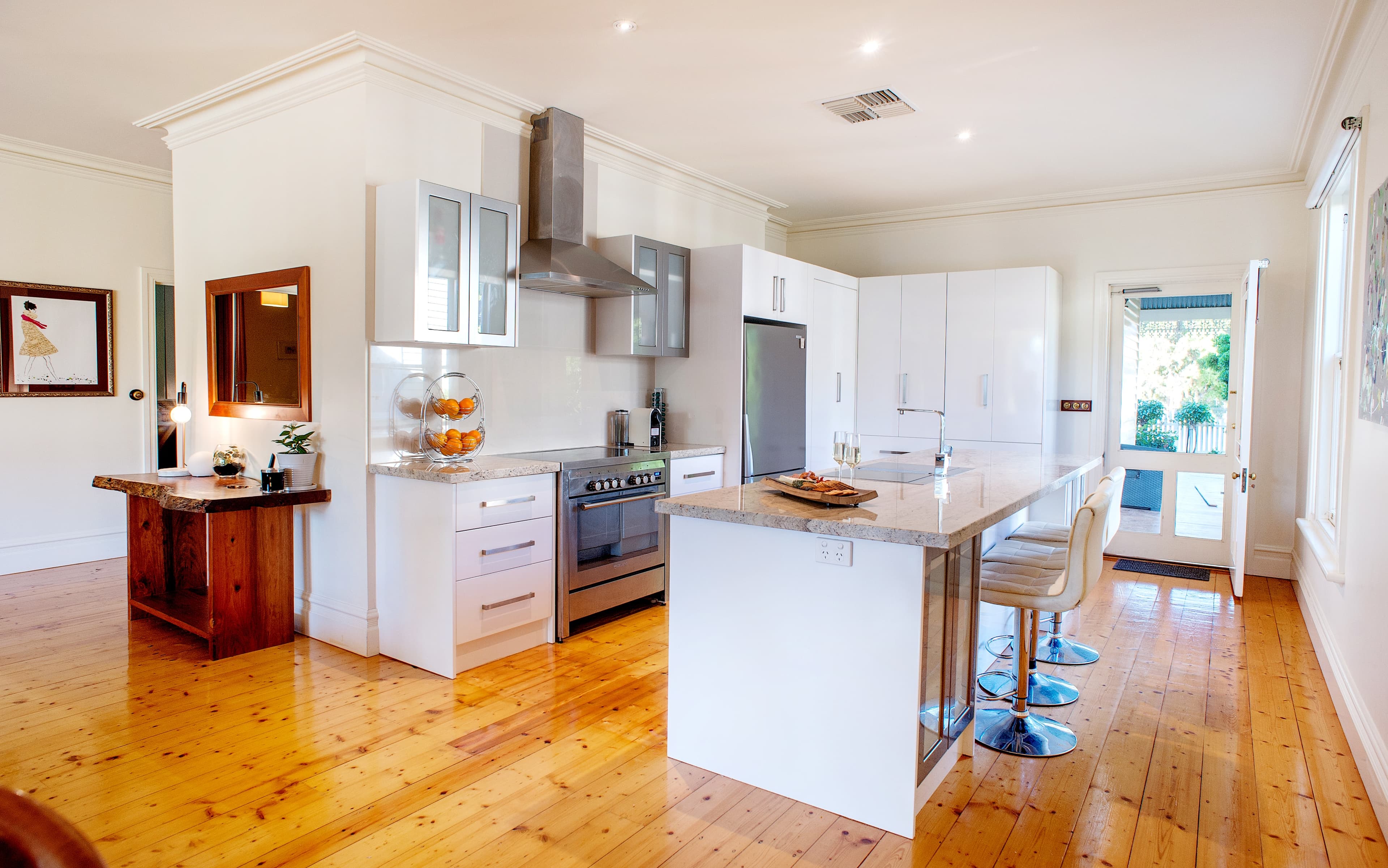 Quarry Hill home that ticks all the boxes, Quarry Hill Home That Ticks All The Boxes - Thumbnail 3