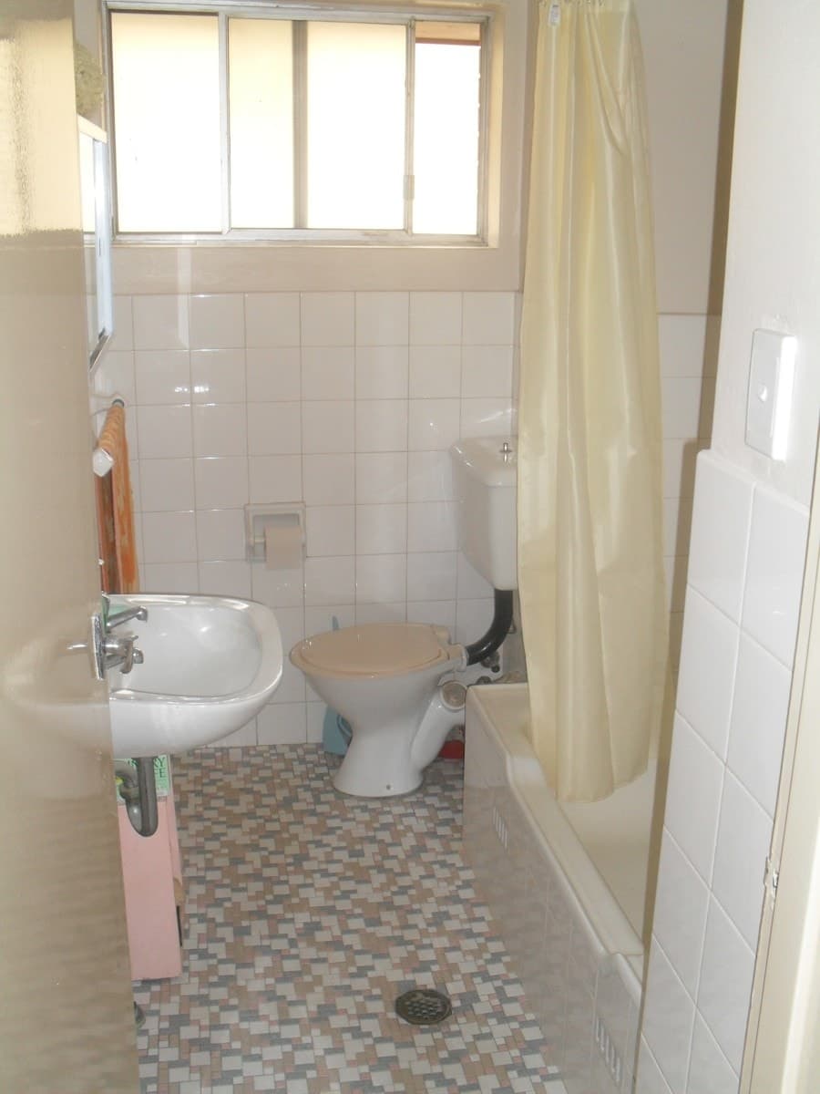 13/19 Blaxcell Street Granville, NSW 2142, Centrally Located 2 Bedroom - Granville - Thumbnail 7