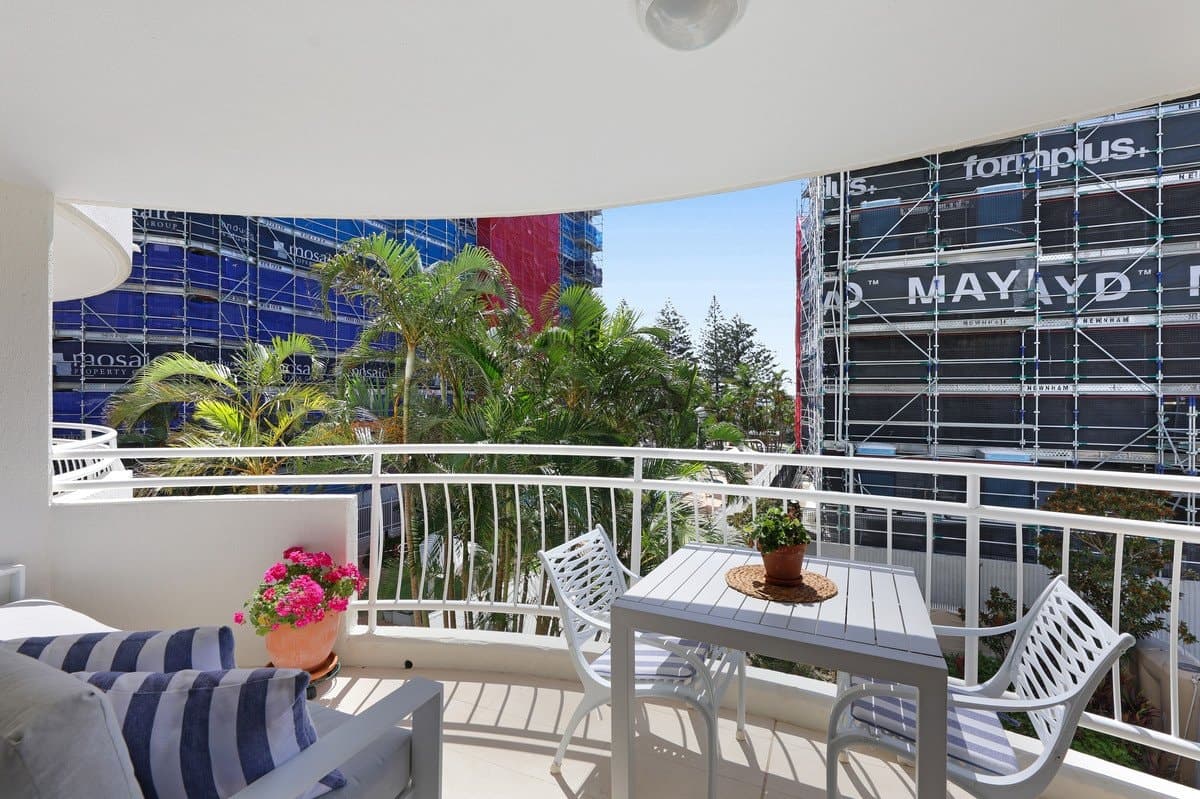2B/3 Second Avenue, Burleigh Heads QLD 4220, Burleigh Heads - Thumbnail 2