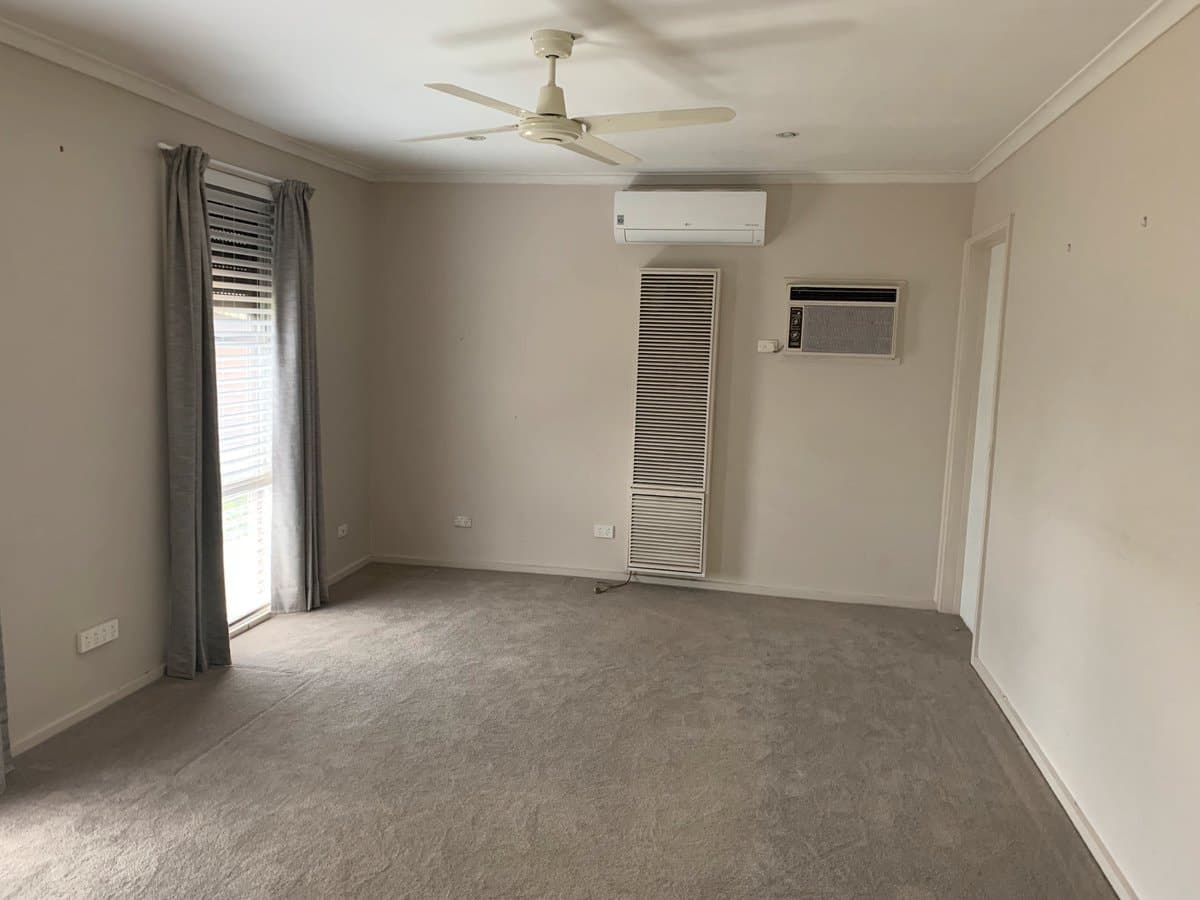 6 Logan Court, SHEPPARTON VIC 3630, Shepparton - Thumbnail 2