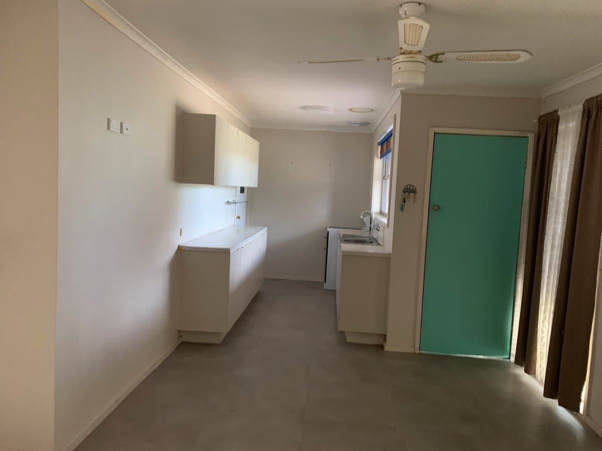 6 Logan Court, SHEPPARTON VIC 3630, Shepparton - Thumbnail 3