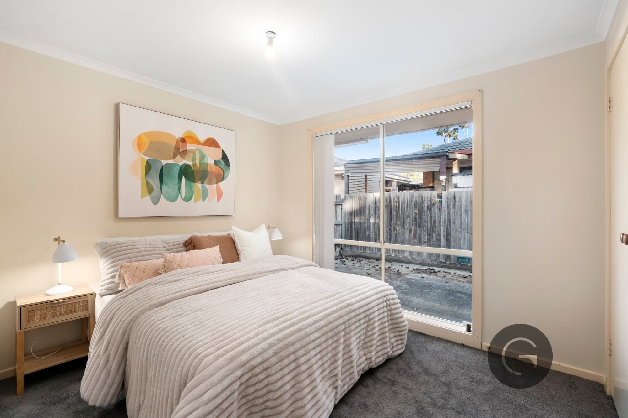 2/32 Hogan Street, Deer Park, Deer Park - Image 1