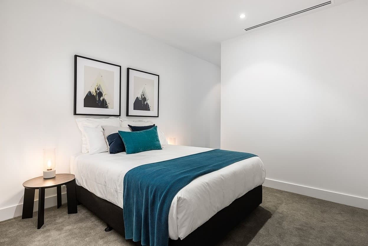 1006/14 Queens Road, Melbourne, Melbourne - Thumbnail 2