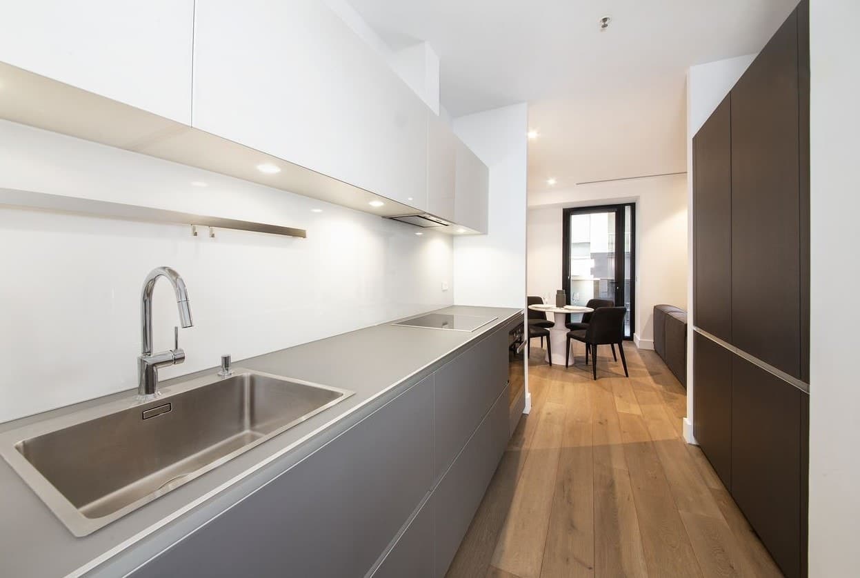 1006/14 Queens Road, Melbourne, Melbourne - Thumbnail 4