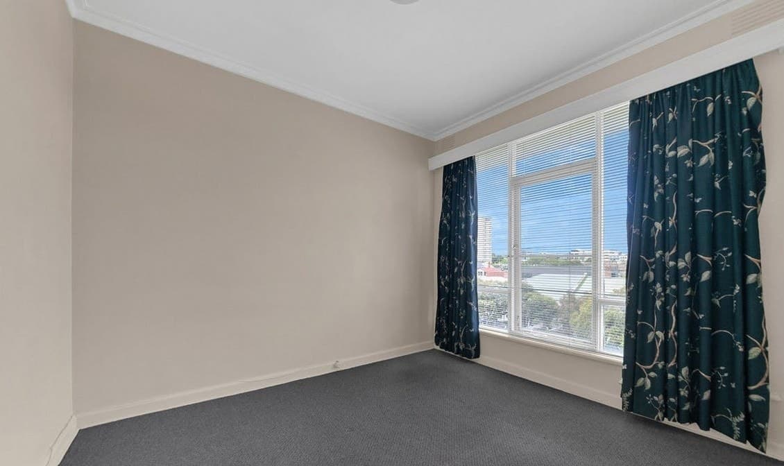 11 Raleigh Street, Windsor, Windsor - Thumbnail 4