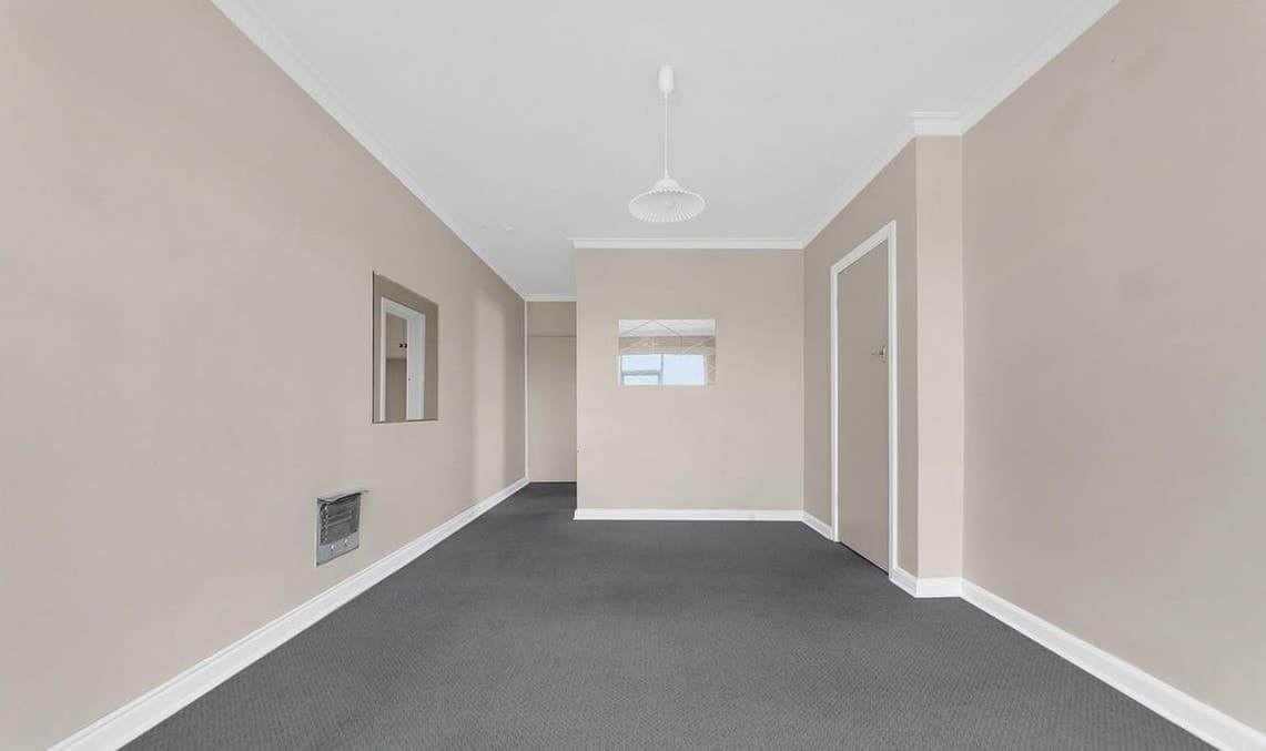 11 Raleigh Street, Windsor, Windsor - Thumbnail 5