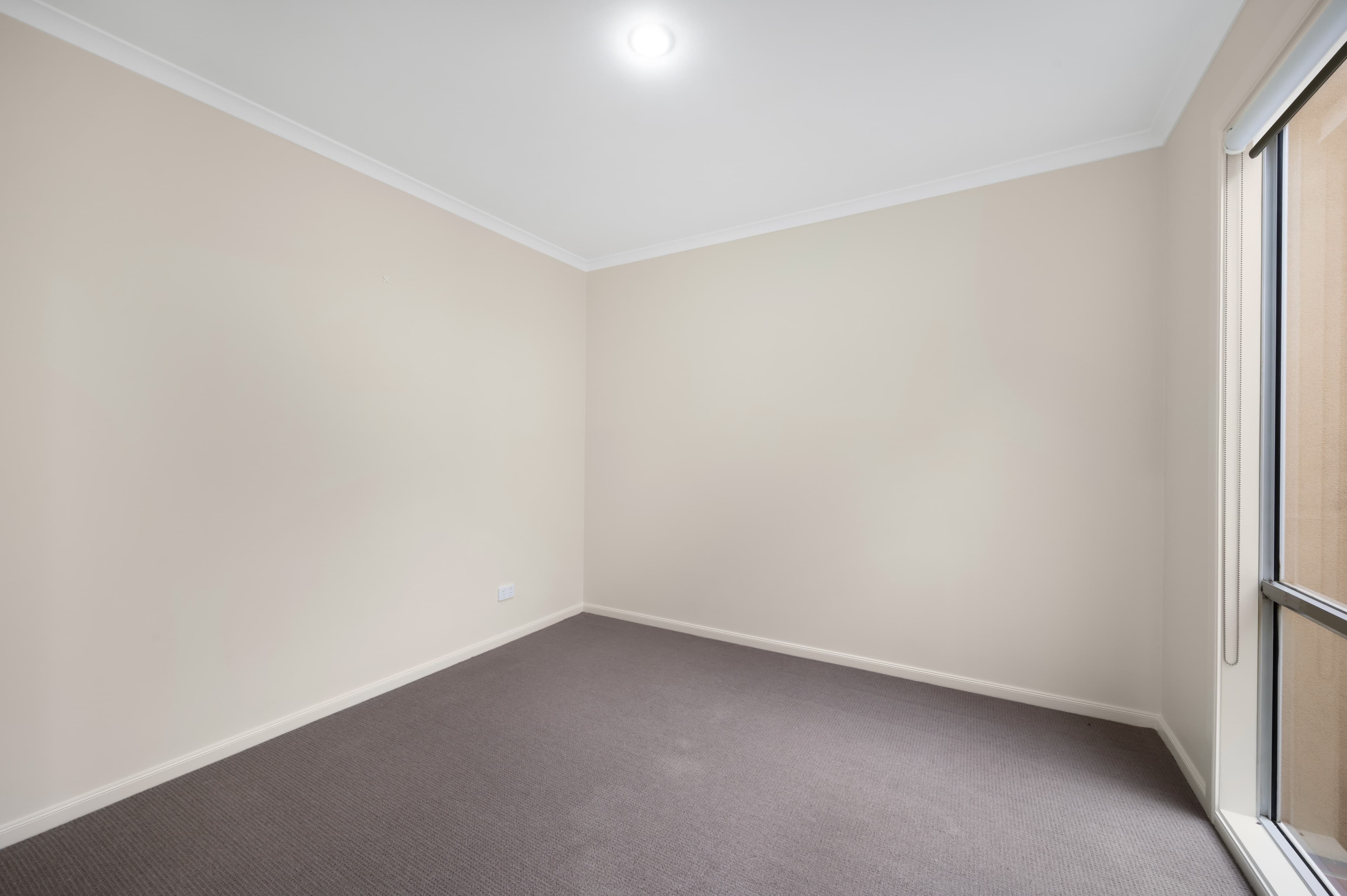 5 Hawthorn Way, Glen Waverley, Glen Waverley - Thumbnail 2