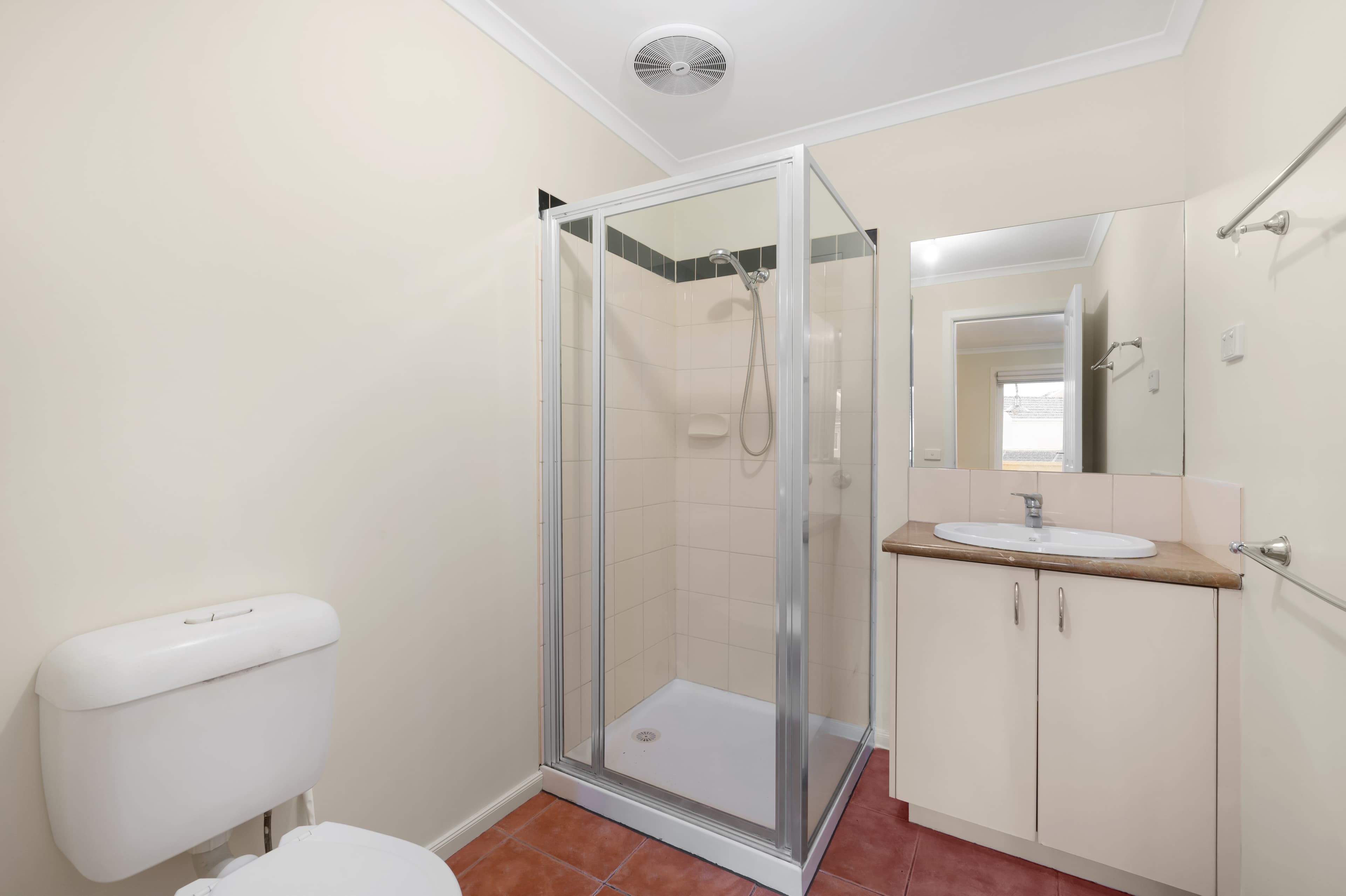 5 Hawthorn Way, Glen Waverley, Glen Waverley - Thumbnail 5