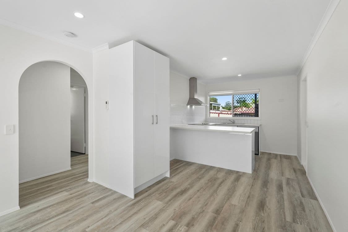 2/11 Gladys Street, LABRADOR, QLD, 4215, Labrador - Thumbnail 8