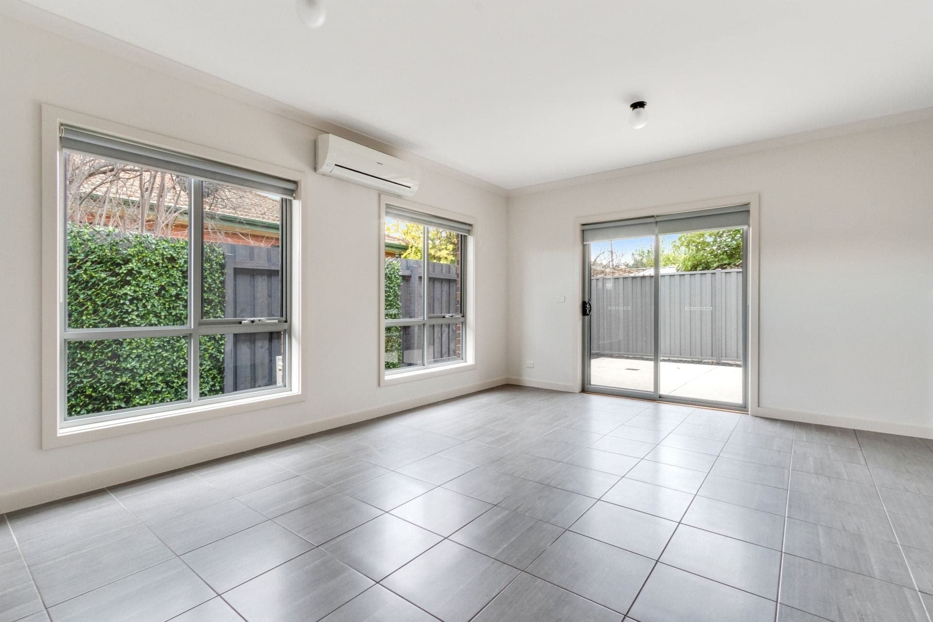 5/60-62 Leamington Street, Reservoir, Reservoir - Image 1