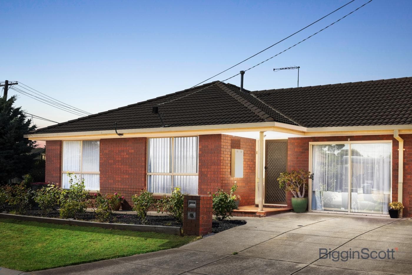 1/23 Songlark Crescent, Werribee, VIC, Werribee - Image 1