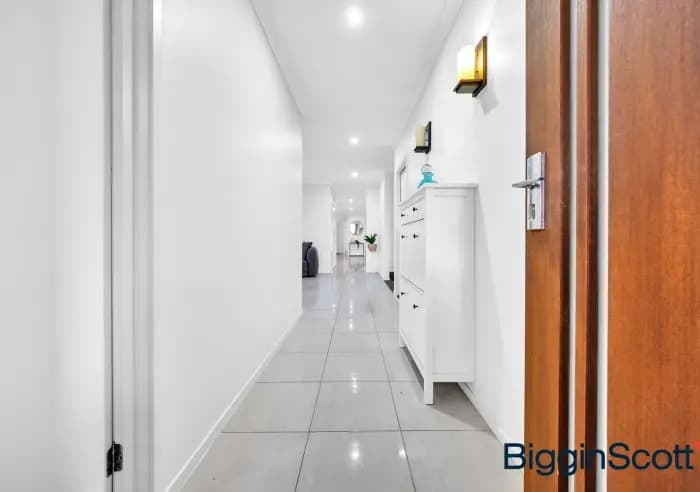 18 Armadale Court, Tarneit, VIC, Tarneit - Thumbnail 3
