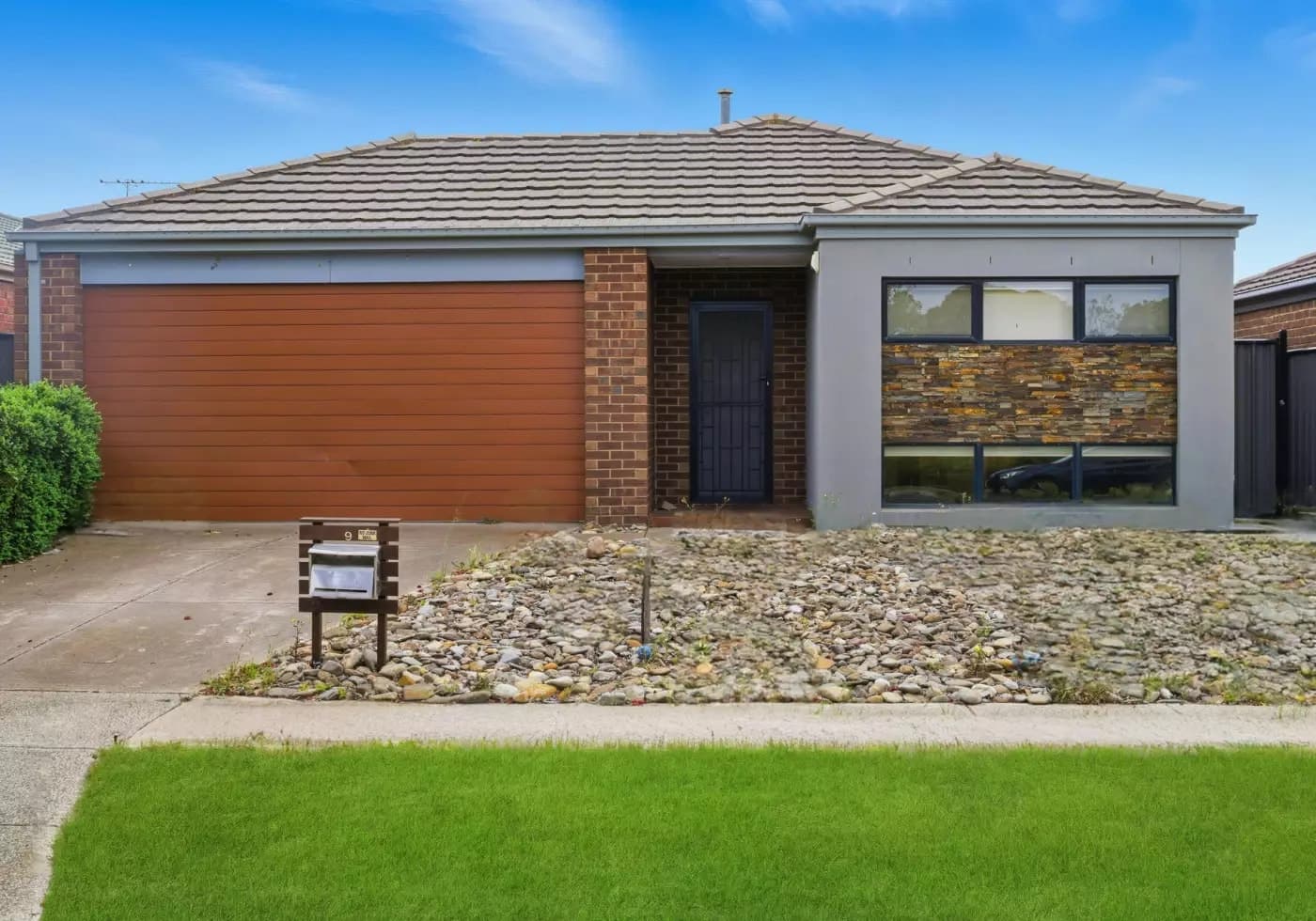 9 Inverell Parkway, Tarneit, VIC, Tarneit - Thumbnail 2